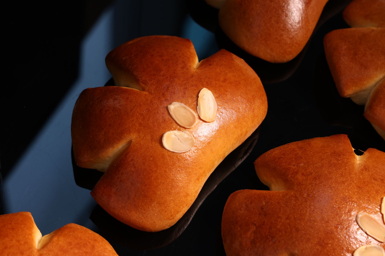 Vanilla Custard Cream Bread