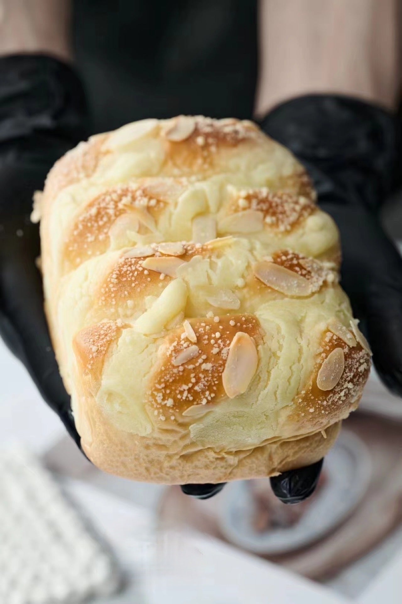 Milky Cream Cheese Pull-Apart Loaf