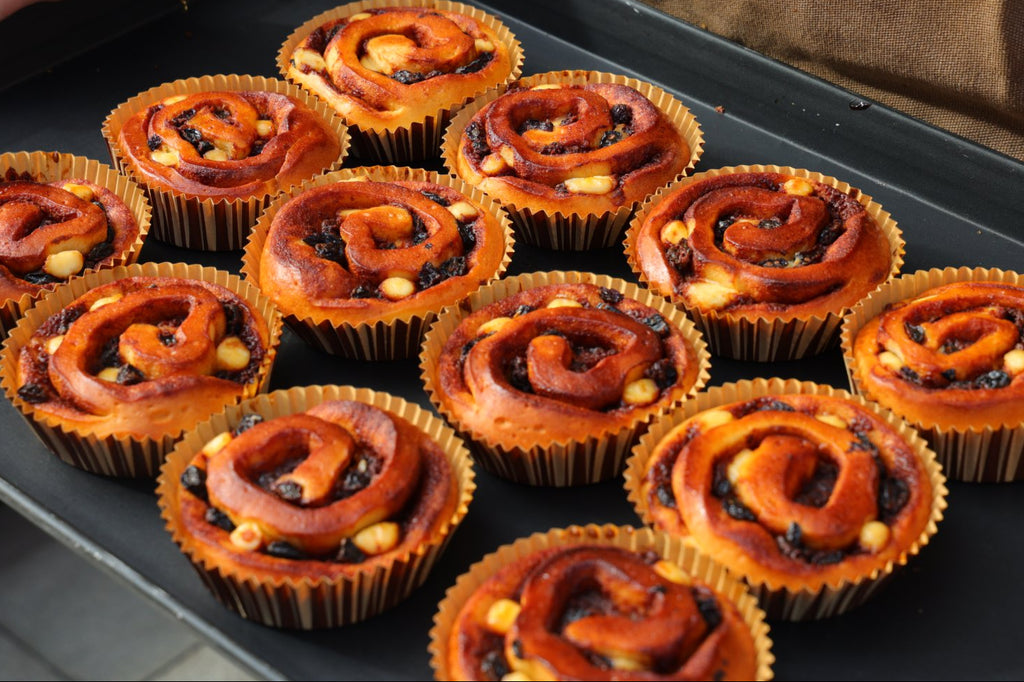 Apple Cinnamon Walnut Bun