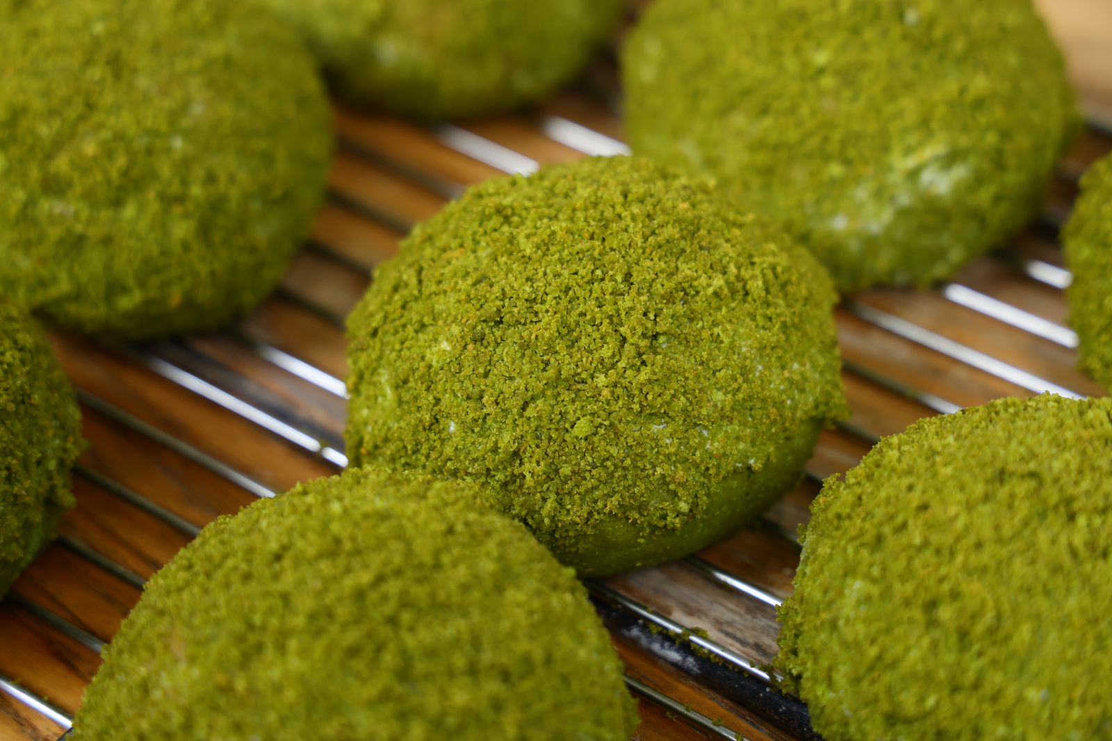 Snowing Matcha Cream Bun